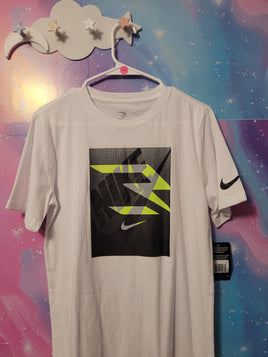 Nike White Short Sheelve Tshirt Size XL 13/15